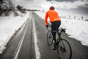 Vinter Cykeljakke, test af de bedste cykeljakker til vinter - herre og damer - MereSport.dk