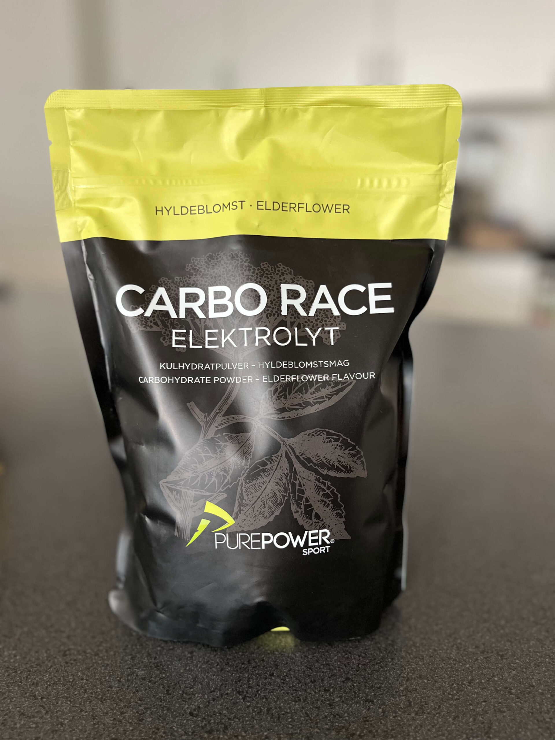 test af elektrolytter, Purepower hyldeblomst elektrolyt, Hyldeblomst smag, bedste smag, Purepower elektrolyt, Purepower Carbo race elektrolyt, 2023, Elektrolytter bedst i test, Energipulver, elektrolytter test, bedste sportsdrik, bedste energi pulver, elektrolytter test 2024