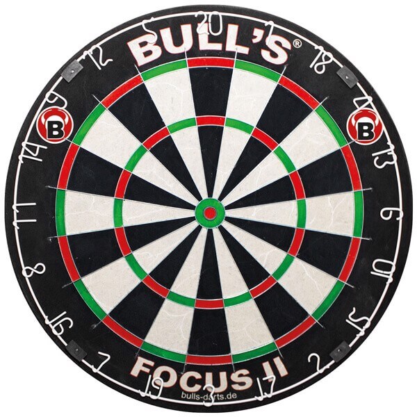 Bull's Focus II dartskive, bedste dartskive til prisen, Bull dartskive, Bull's dartskive, Bedste dartskive, dartskive test, Elektronisk dartskive test, guide til valg af dartskive, turneringsgodkendt dartskive