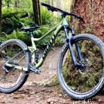 Mountainbike test 2023 - Top 5 bedste MTB til prisen, Mountainbike test, bedste mtb, bedste mountainbike, dame mountainbike, herre mountainbike, mountainbike mærker, begynder mountainbike, billig mountainbike, Cannondale, Scott, Specialized, TREK, Giant, Jensen, disc, carbon mtb, aluminium, mtb affjedring, støddæmpende, komfort, dropper post sadel, størrelse, trail, cykling i skoven, terræn