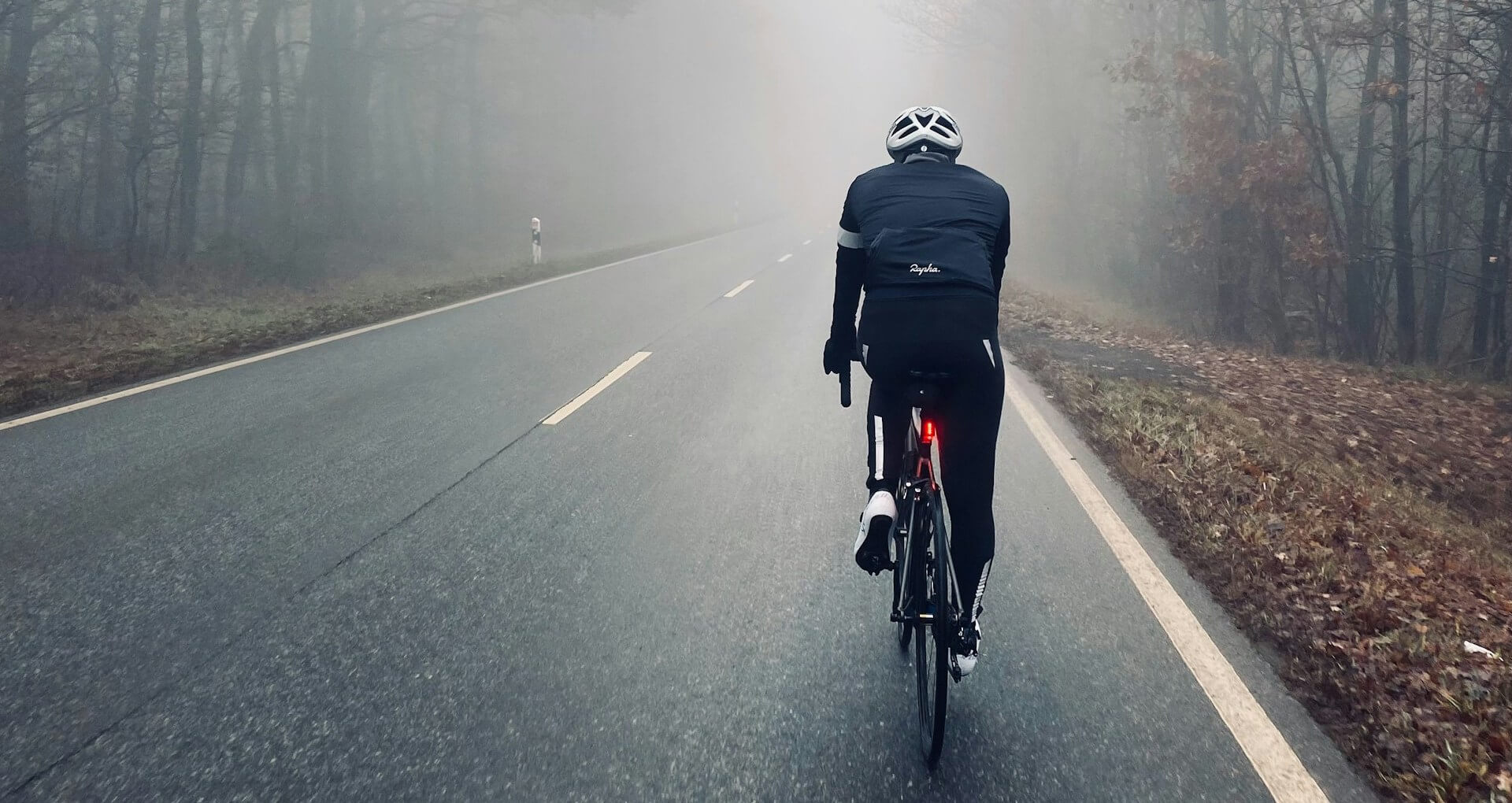 Vinter cykeltøj, hvilket cykeltøj til vinter, efterårs cykeltøj, varmt cykeltøj, bedste vinter cykeltøj, bedste varme cykeltøj, bedste cykeltøj efterår, bedste cykeltøj forår, åndbart cykeltøj